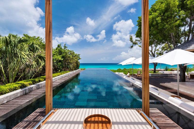 5 Bedroom Artist Ocean Villa