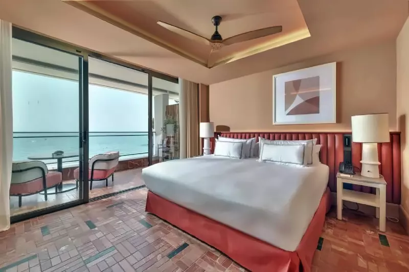 Front Sea View Room
