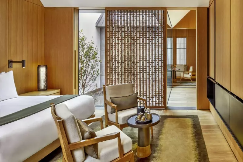 Ming Courtyard Suite