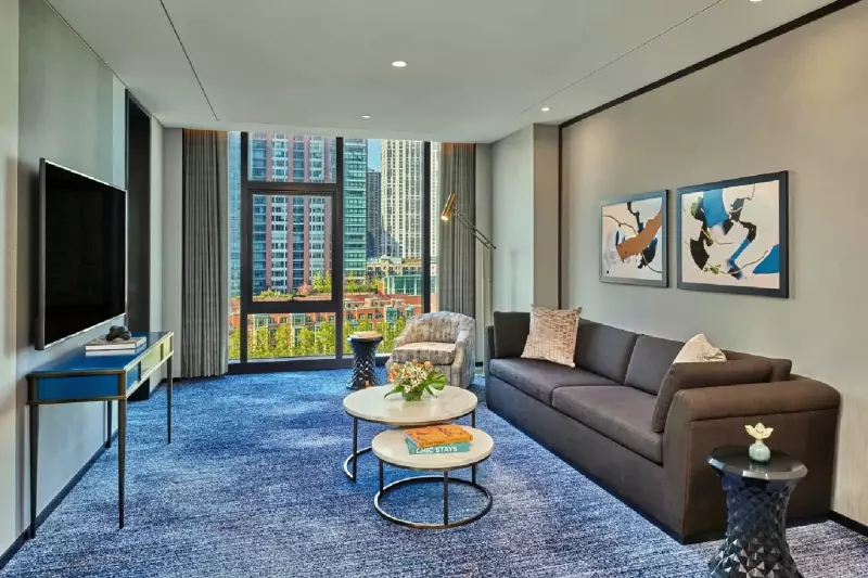 2 Bedroom Caroline Astor Suite