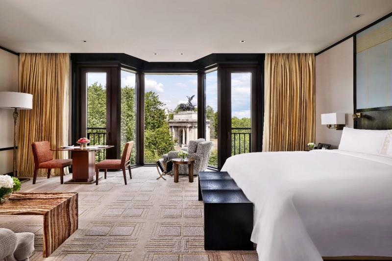 Grand Premier Park Room