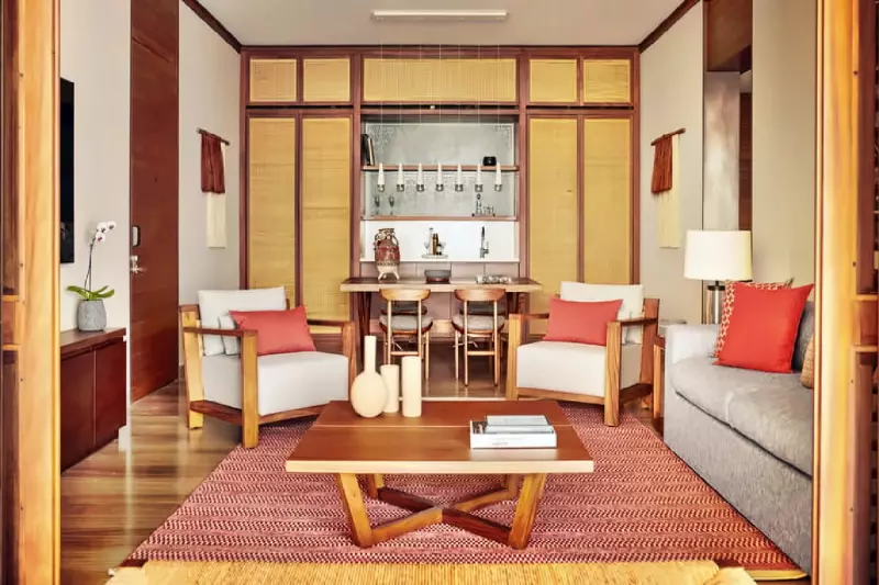 2 Bedroom Beachfront Pool Suite 