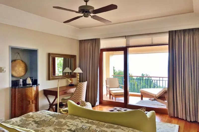 Premium Deluxe Valley View Room