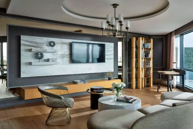 Bosphorus View Signature Club Suite