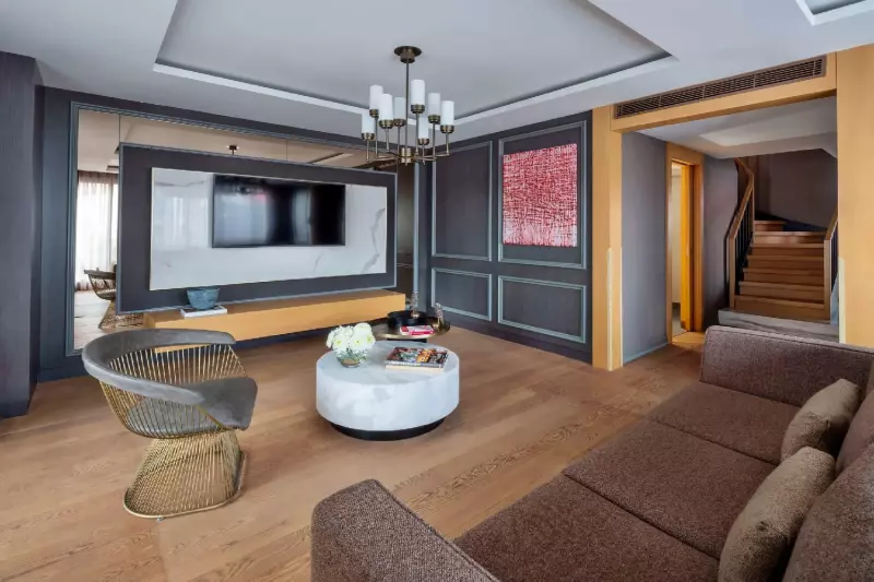 2 Bedroom City View Duplex Club Suite