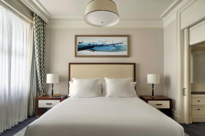 Westminster Suite