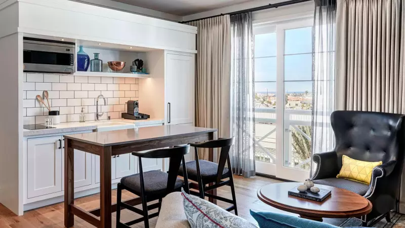 Pool View Suite