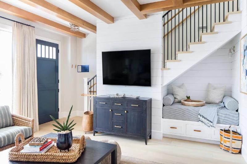 2 Bedroom Harbor Cottage