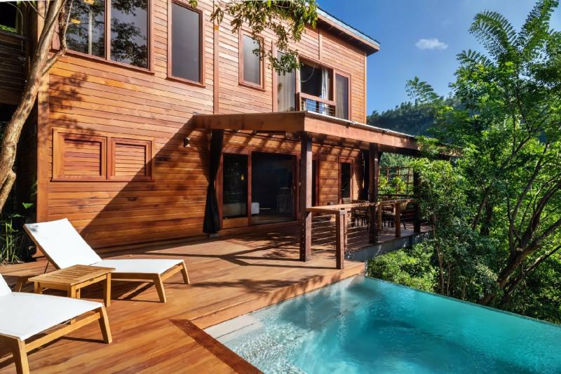 Hillside Ti-Fèy Villa I + II Estate
