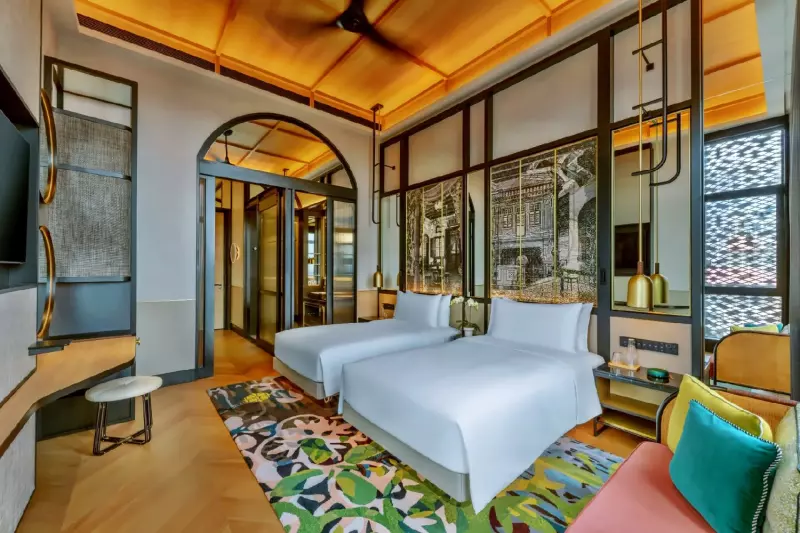 Grand Terrace Adjoining Rooms
