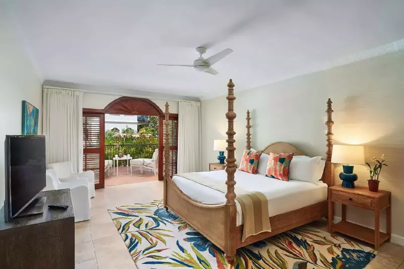 2 Bedroom Spanish Courtyard Villa