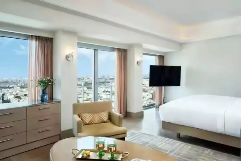 Studio Vista Room