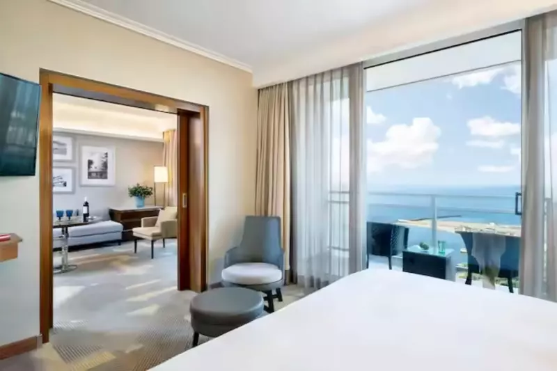 Plaza Vista Suite