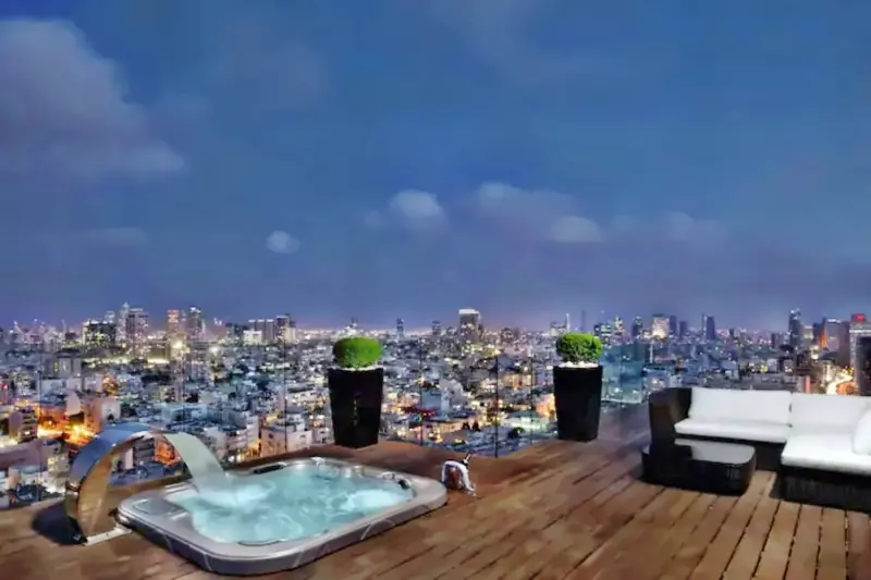 White City Vista Sea View Suite 