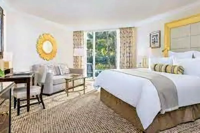 Premier Room
