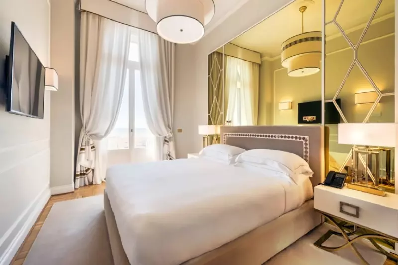 2 Bedroom Sea View Suite 