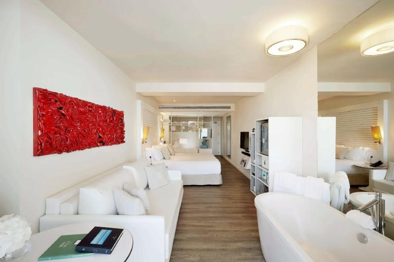 Extra ME Sea View Terrace Junior Suite