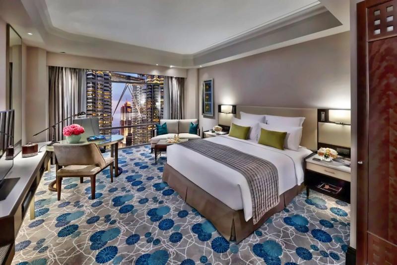 2 Connecting Twin Towers View Rooms