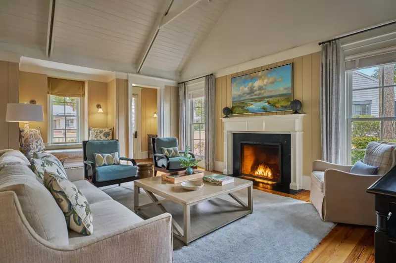 2 Bedroom Magnolia Suite