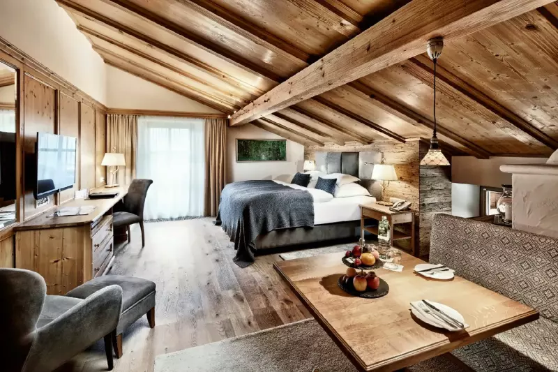 2 Bedroom Superior Mohnenfluh Suite