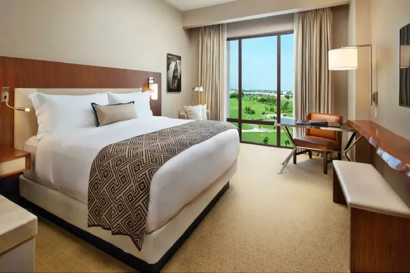 Deluxe Golf View Room