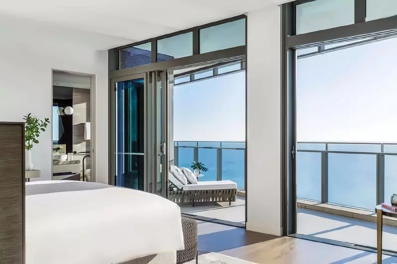 4 Bedroom Jewel Ocean Penthouse 