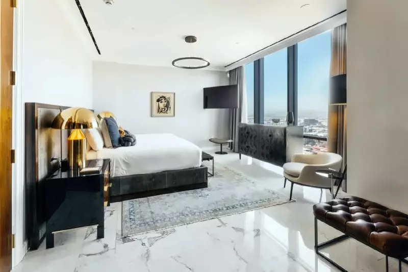 District Suite