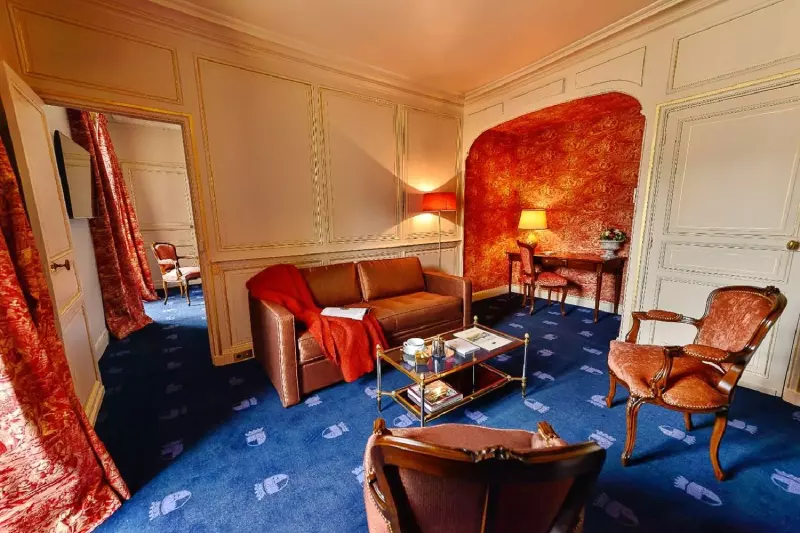 Deluxe Suite