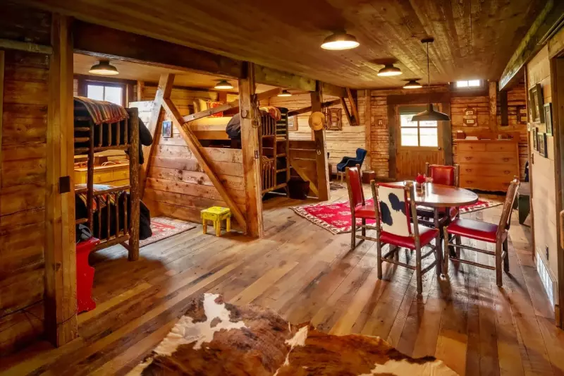 Stables Room