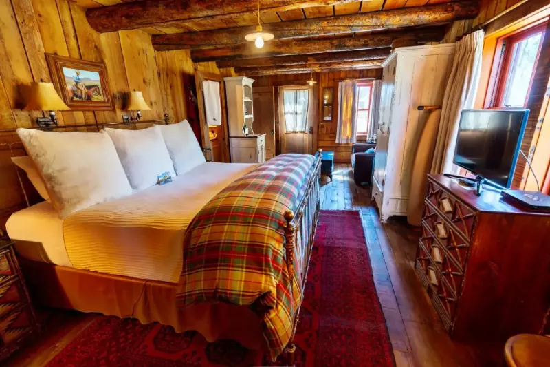 Wrangler Room