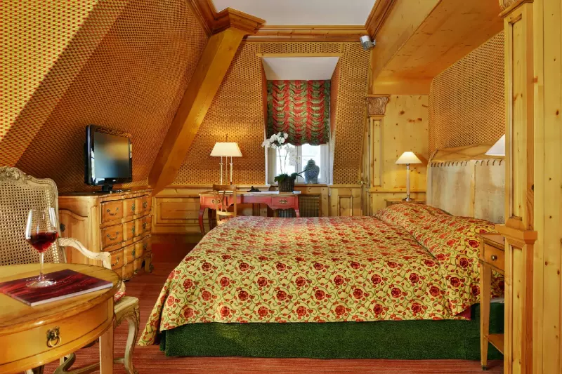 Castor Suite