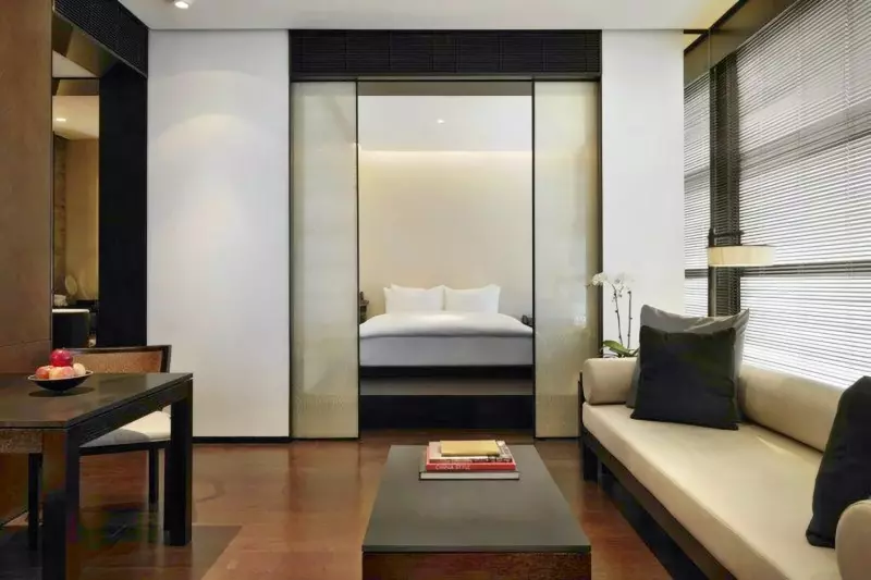 Club Junior City View Suite 