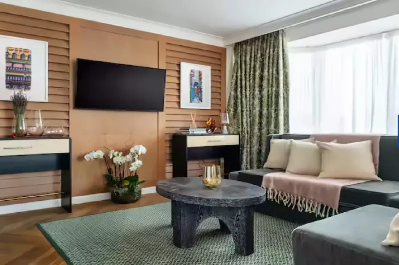 The Earlsfort Suite
