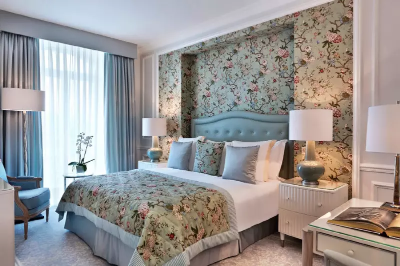 Superior Lake View Room