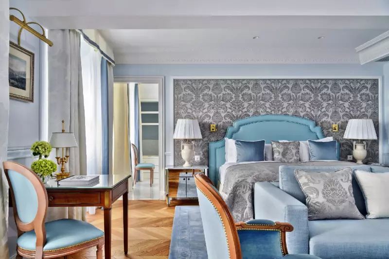 Deluxe Lake View Room