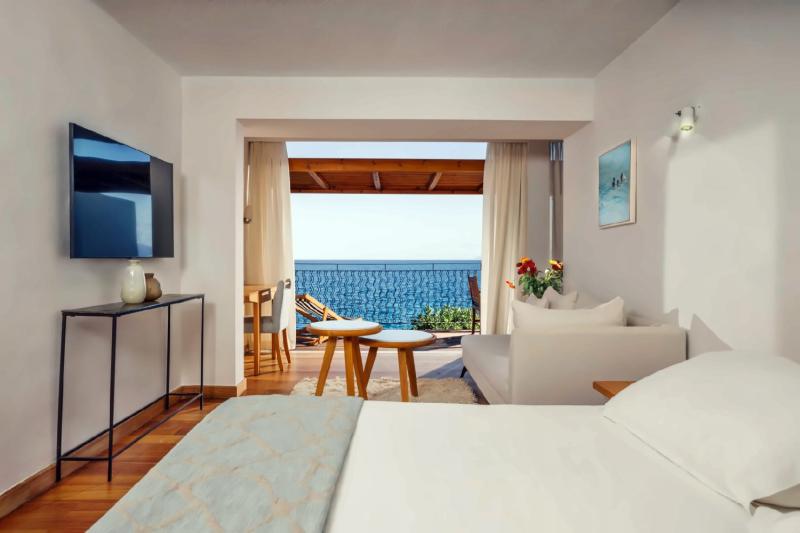 Seafront Club Junior Suite