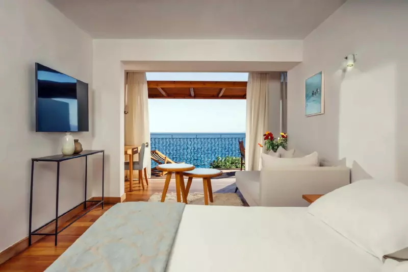 Seafront Club Junior Suite