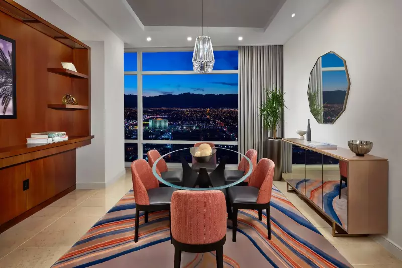 2 Bedroom Mountain View Sky Suite Penthouse