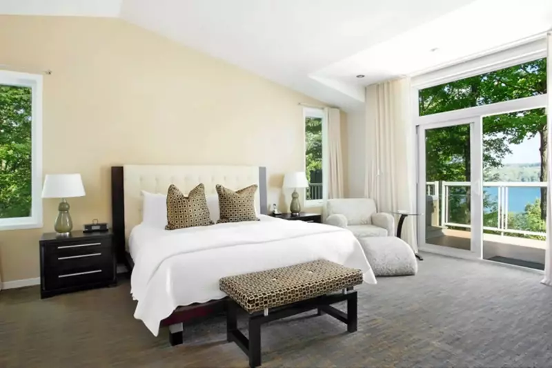 Oriole Suite