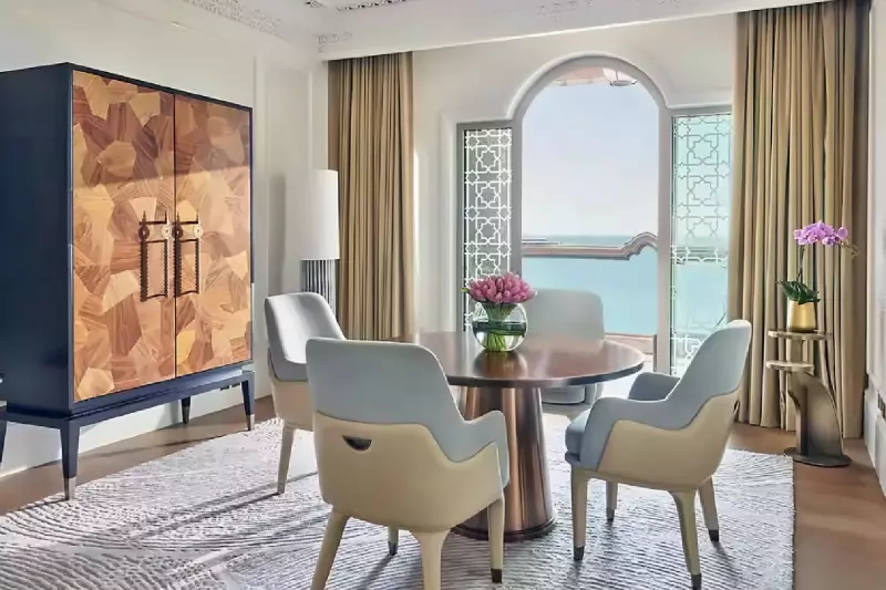 2 Bedroom Sea View Family Club Suite