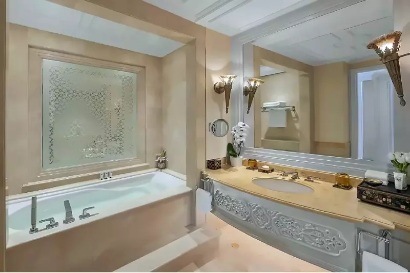 2 Bedroom Sea View Deluxe Family Club Room