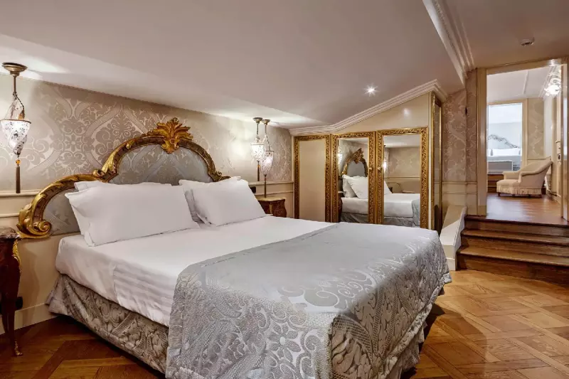 Goldoni Family Suite