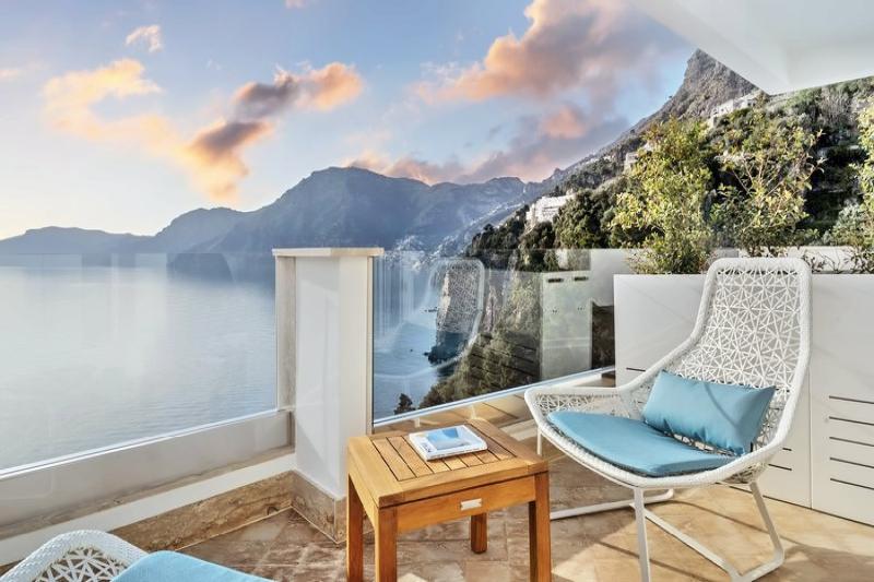 Relaxing Sea View Room