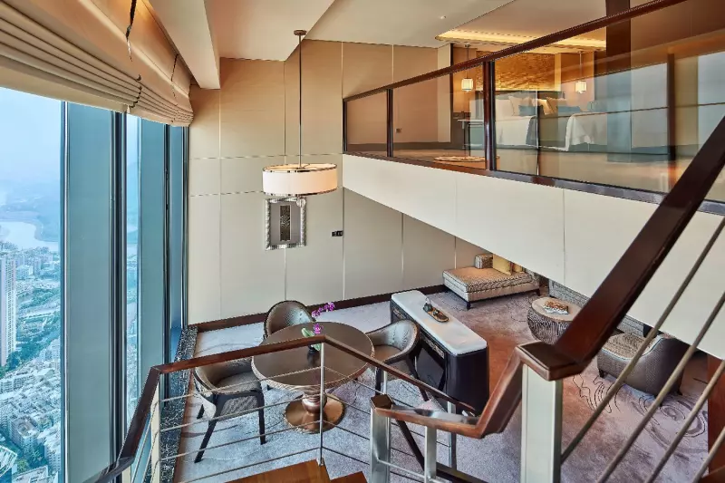 Metropolitan Suite
