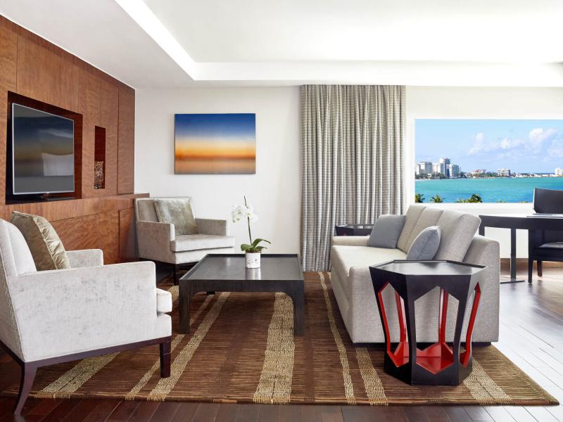 Presidential Ocean View Suite