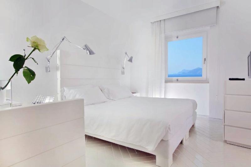 Partial Sea View Classic Room