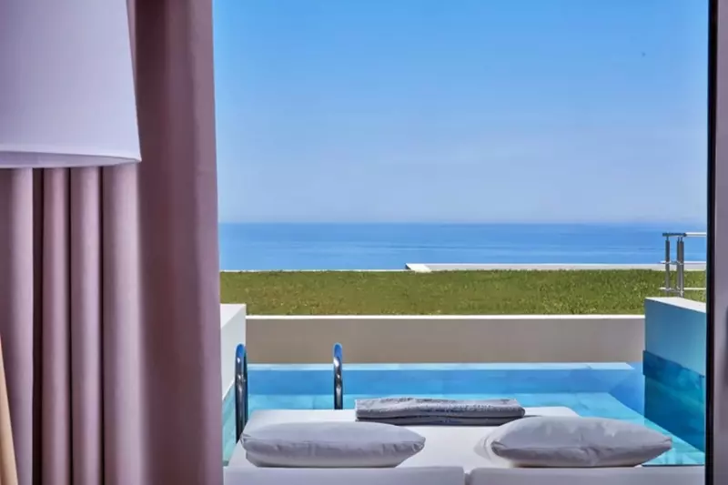 Signature Sea View Pool Suite