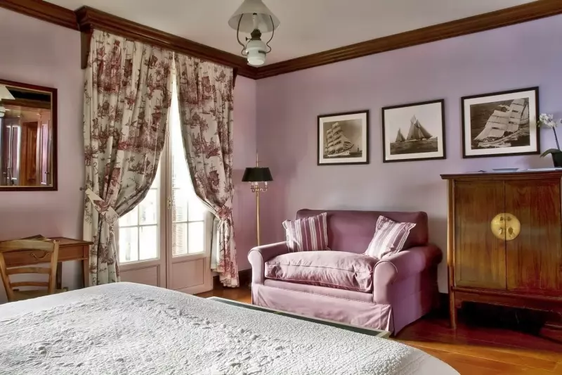 Comfort Room