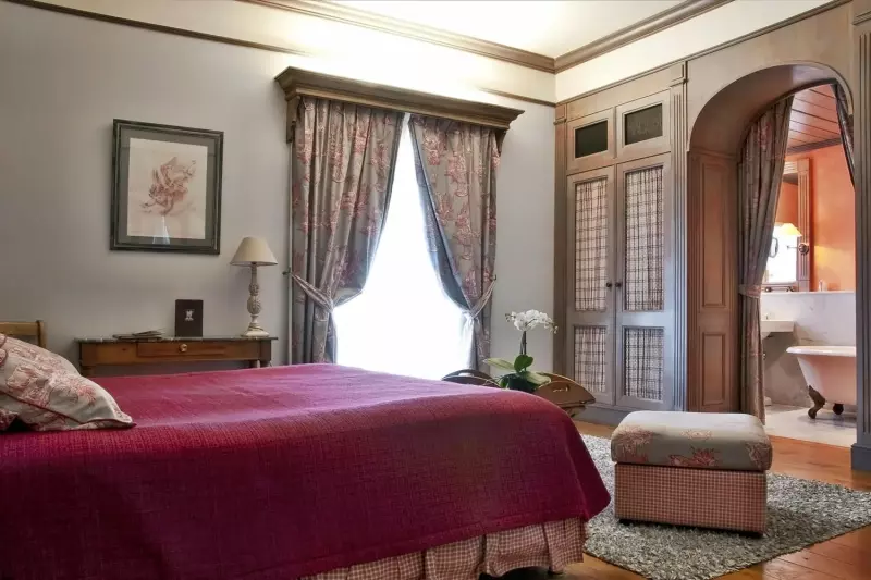 Prestige Room