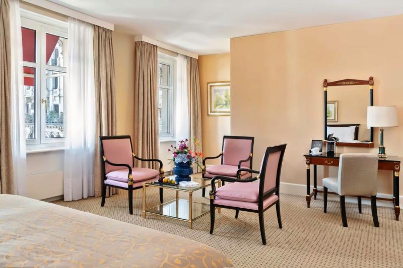 Executive City View Room